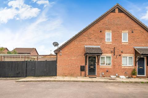 1 bedroom cluster house for sale, Webber Close, Shefford, SG17