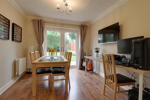 3 Byron Close, Rode Heath, Stoke-on-trent, ST7 3TS
