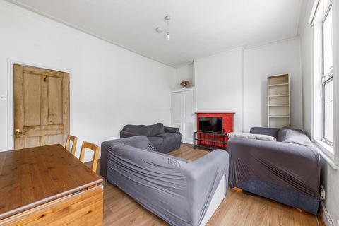 3 bedroom house for sale, Macfarlane Road, Shepherds Bush, W12