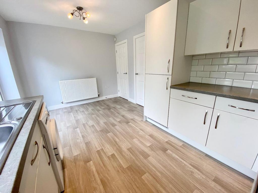 Dining kitchen