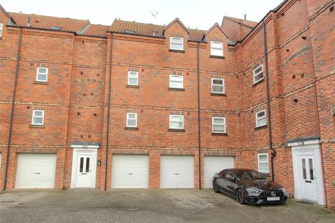 2 bedroom flat for sale, Central Street, Yarm