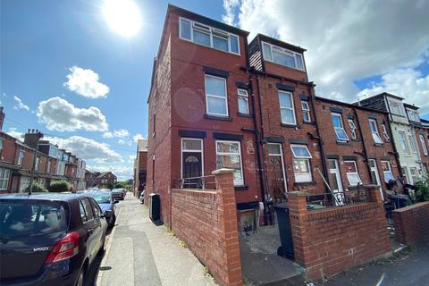 4 bedroom terraced house for sale, Alcester Terrace, Leeds, West Yorkshire