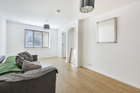 2 bedroom apartment for sale, Tyndal Court, Transom Square, E14