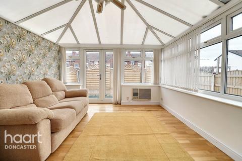 29 Bishopgarth Close, Doncaster, DN5 9TW