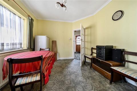 37 Kenneth Gardens, Stanmore, HA7 3SA