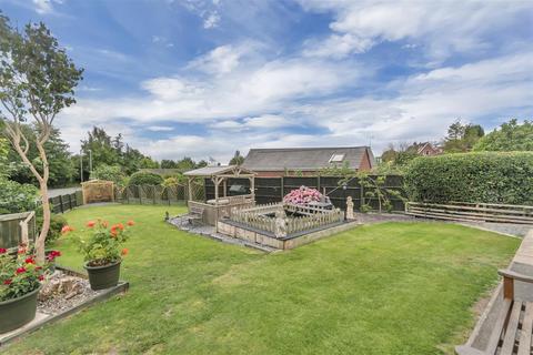 2 bedroom detached bungalow for sale, Arddleen