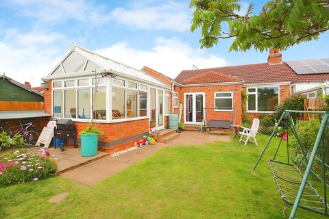 2 bedroom semi-detached bungalow for sale, Central Avenue, Syston, LE7