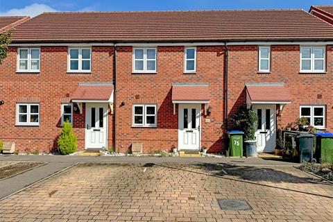 2 bedroom terraced house for sale, Hinchliff Drive, Littlehampton BN17