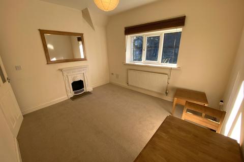 1 bedroom flat for sale, Wrexham Road, Caergwrle, Wrexham, LL12