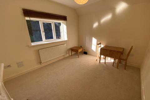 1 bedroom flat for sale, Wrexham Road, Caergwrle, Wrexham, LL12