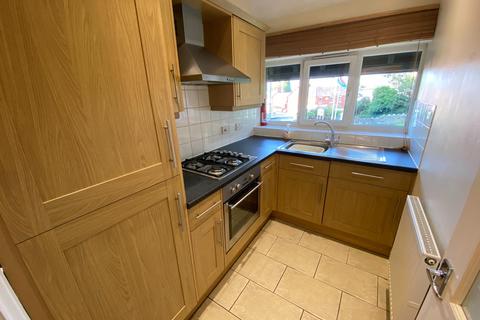 1 bedroom flat for sale, Wrexham Road, Caergwrle, Wrexham, LL12