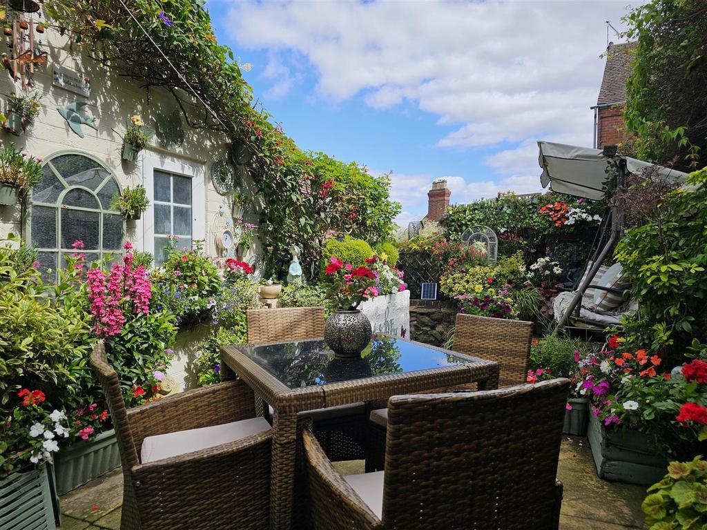 Courtyard Garden