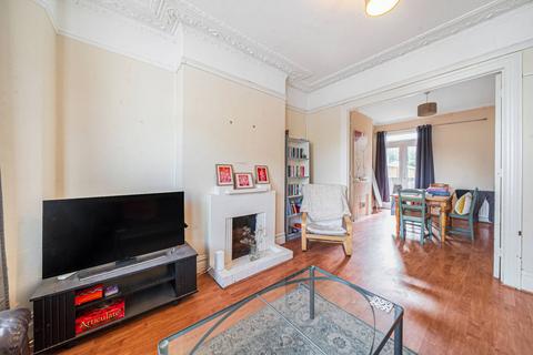 4 bedroom terraced house for sale, Corrance Road, Brixton, London, SW2