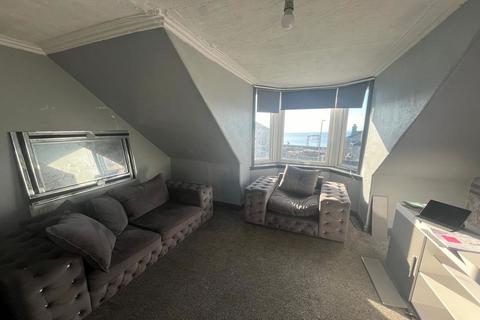 1 bedroom flat for sale, Parkend Avenue, Saltcoats, North Ayrshire KA21