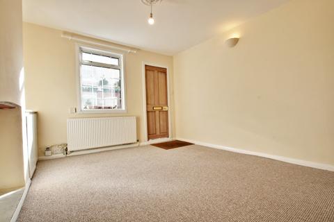 2 bedroom terraced house to rent, North Road, Bromley BR1