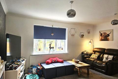 3 bedroom terraced house for sale, Mulberry Chase, Pool In Wharfedale, LS21