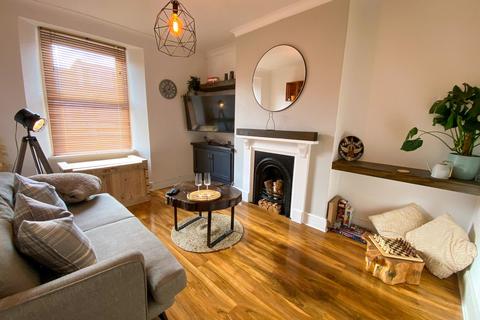 1 bedroom flat to rent, St. Annes Road, Torquay, TQ1 3NU
