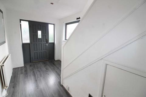 27 Linslade Crescent, Kirkby, Liverpool, L33 9TG