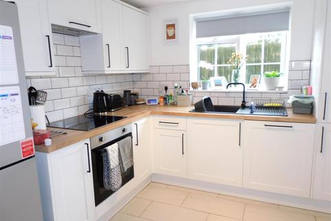 2 bedroom semi-detached house for sale, Summersby Close, Seaton EX12