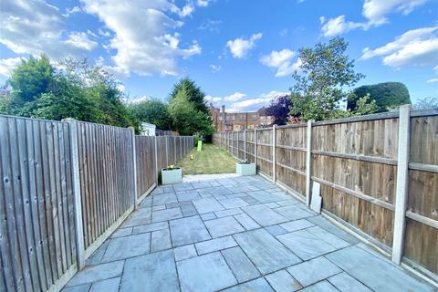 3 Maple Crescent, Sidcup, DA15 9LT