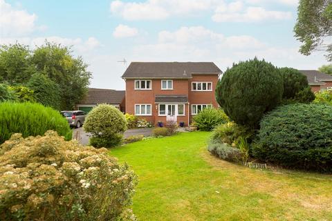 4 bedroom detached house for sale, Cedar Avenue, Ellesmere.