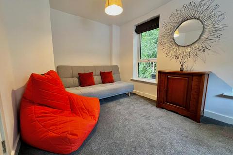 undefined, Copper Beech Court, Leeds, West Yorkshire, LS16