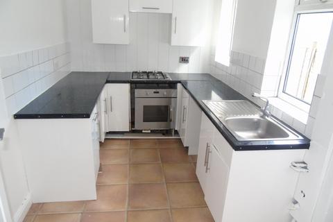 2 bedroom terraced house to rent, WELBECK STREET