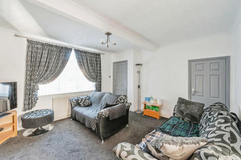 3 bedroom semi-detached house for sale, Dormer Avenue, Tamworth