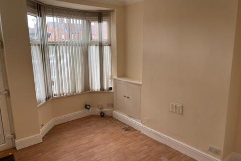 3 bedroom terraced house to rent, 3 Bed Terraced House – Bridge Road, Leicester, LE5 3LB. £1150 PCM