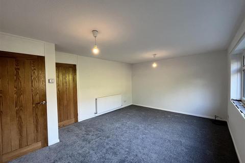 3 bedroom mews to rent, Ladysmith Road, Ashton-Under-Lyne OL6