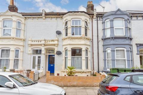 2 bedroom ground floor flat for sale, Wadham Road, North End, Portsmouth, Hampshire