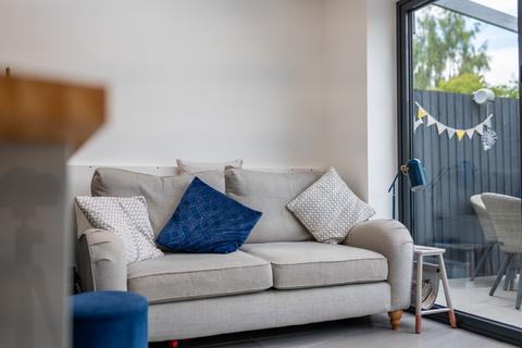 23 Alder Lane, Sheffield, S9 4AL