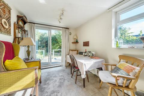 8 Bartlemas Close, Oxford, OX4 2AE