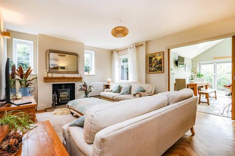 30 Greenfields, Liss, GU33 7EH
