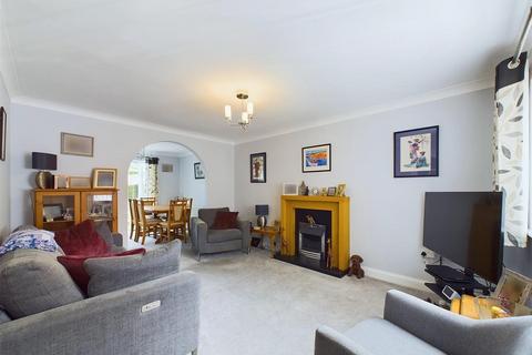 37 Andrew Goodall Close, Dereham, NR19 1SP