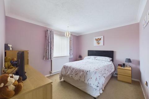 37 Andrew Goodall Close, Dereham, NR19 1SP