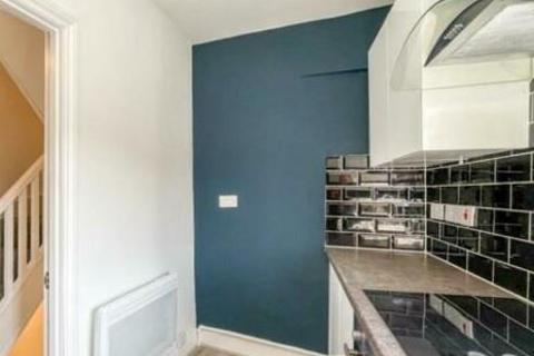 2 bedroom maisonette to rent, Castle Street,  Reading,  RG1