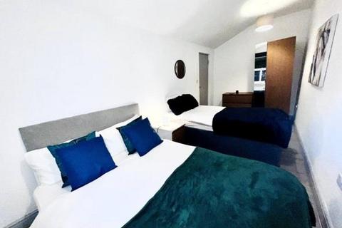 2 bedroom maisonette to rent, Castle Street,  Reading,  RG1