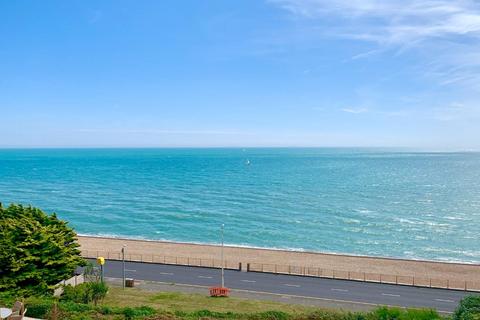 50 Lower Corniche, Hythe, CT21 5TP