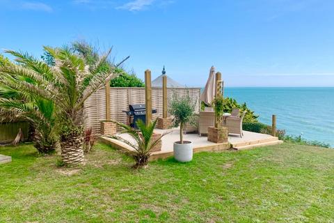 50 Lower Corniche, Hythe, CT21 5TP