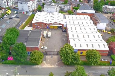 Warehouse to rent, Hanwell Works, 145-147 Boston Road, Hanwell, London, W7 3SA