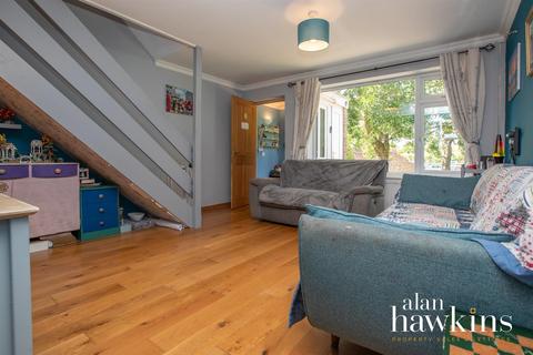 59 Saffron Close, Royal Wootton Bassett, Swindon, SN4 7JB