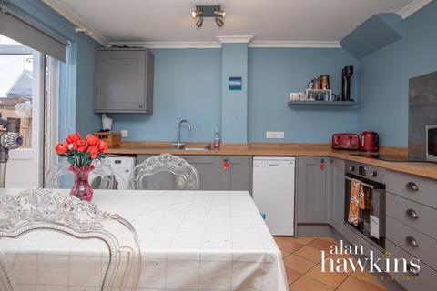 59 Saffron Close, Royal Wootton Bassett, Swindon, SN4 7JB