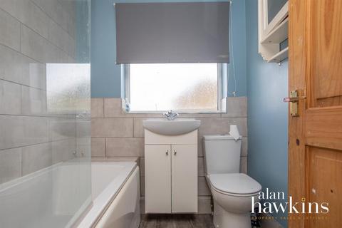 59 Saffron Close, Royal Wootton Bassett, Swindon, SN4 7JB