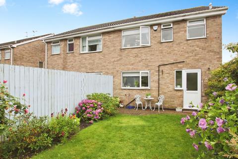 3 bedroom semi-detached house for sale, Stanbury Road, Hull, HU6 7BU