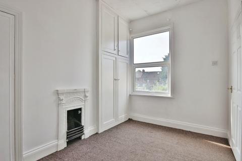 2 bedroom terraced house for sale, Sharp Street, Hull, East Riding of Yorkshire, HU5 2AE