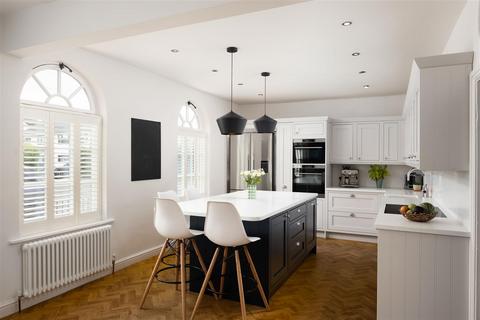 The Bramleys Clifford Road, Boston Spa, Wetherby, LS23 6BZ