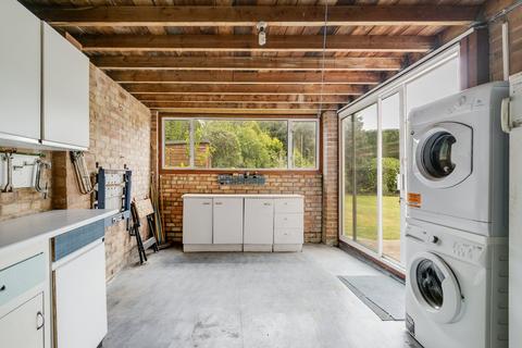 77 Brookbridge Lane, Datchworth, Knebworth, SG3 6SZ