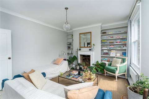 3 bedroom apartment for sale, Sandringham Road, London E8