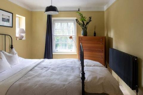 5 bedroom apartment to rent, Lawn Road, London, NW3